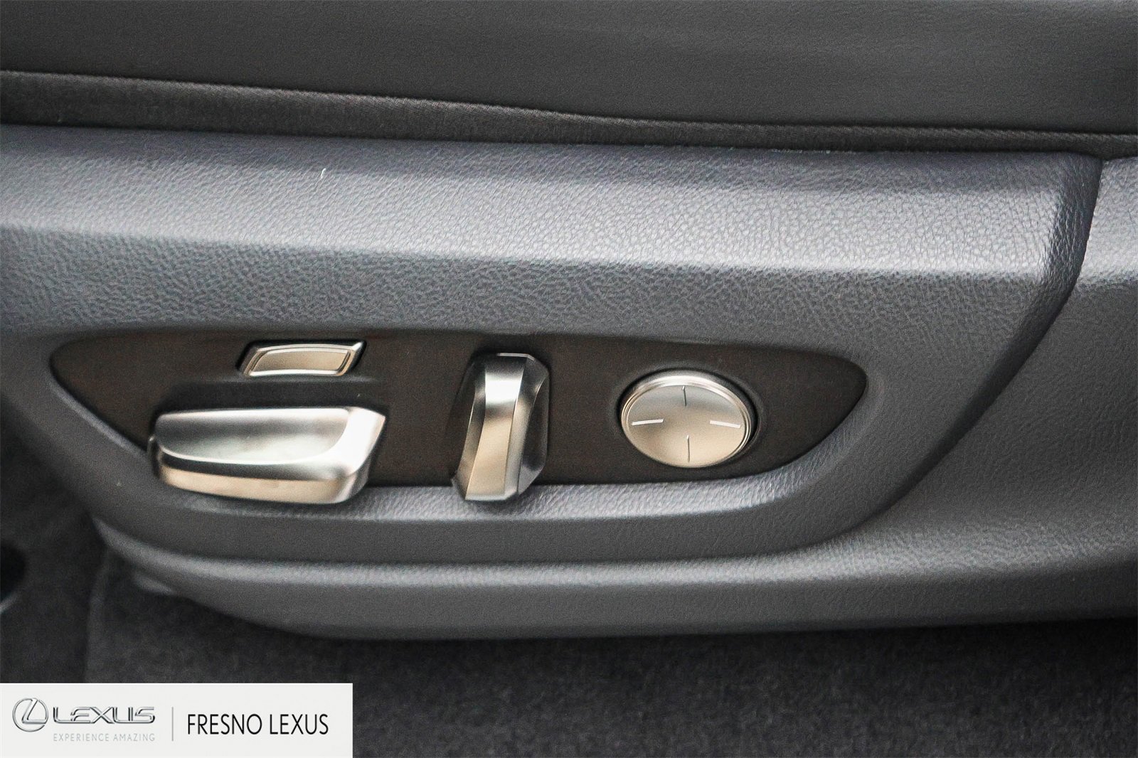 New 2026 Lexus LX 700h Luxury image 21