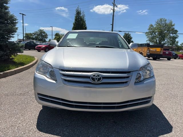 Used 2007 Toyota Avalon FWD image 2