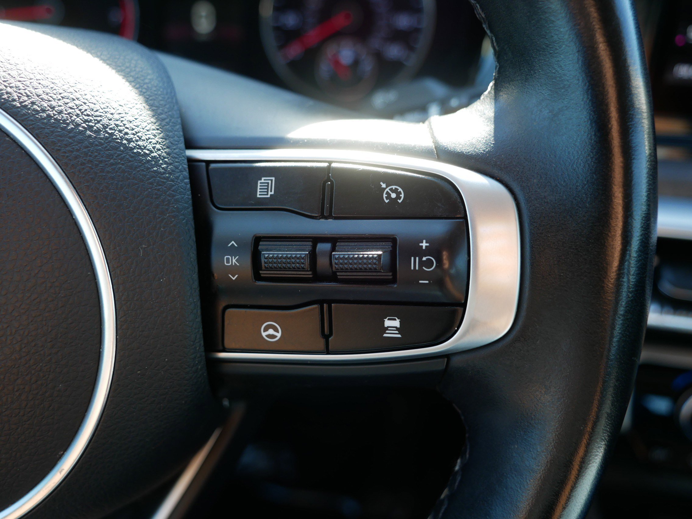 Used 2022 Kia K5 EX w/ EX Premium Package image 30