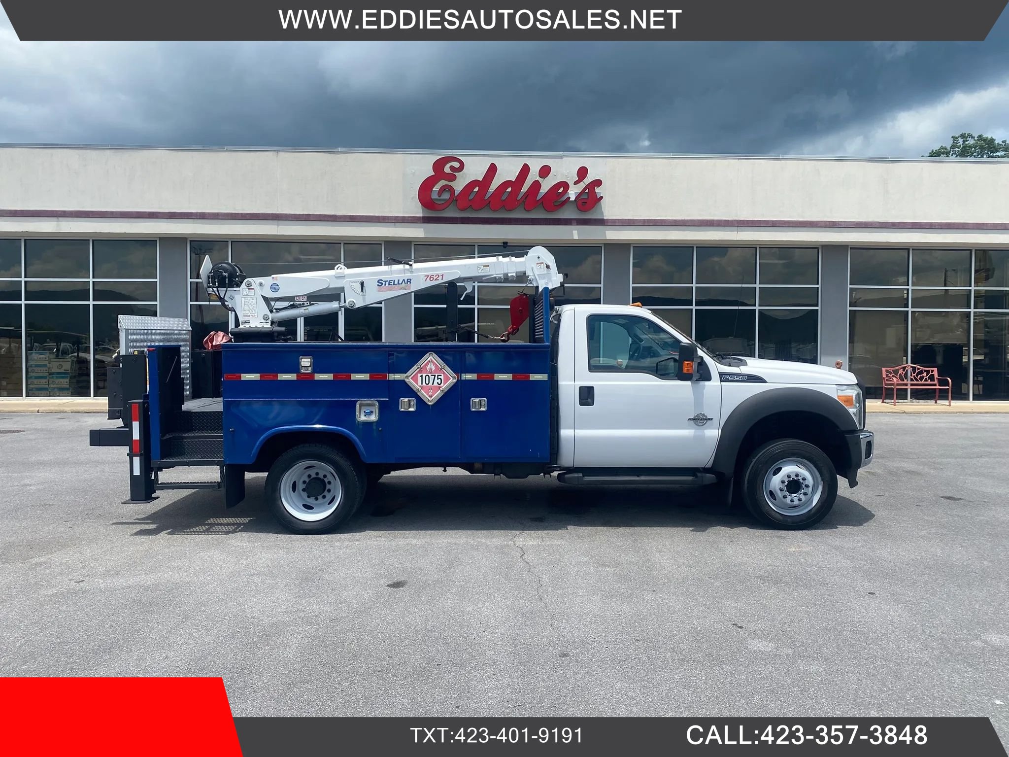Used 2014 Ford F550 4x4 Regular Cab Super Duty image 1