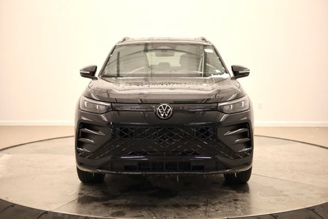 New 2026 Volkswagen Tiguan SE R-Line AWD/4WD image 8