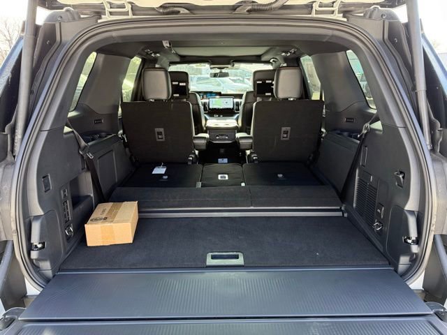New 2026 Ford Expedition Tremor image 9