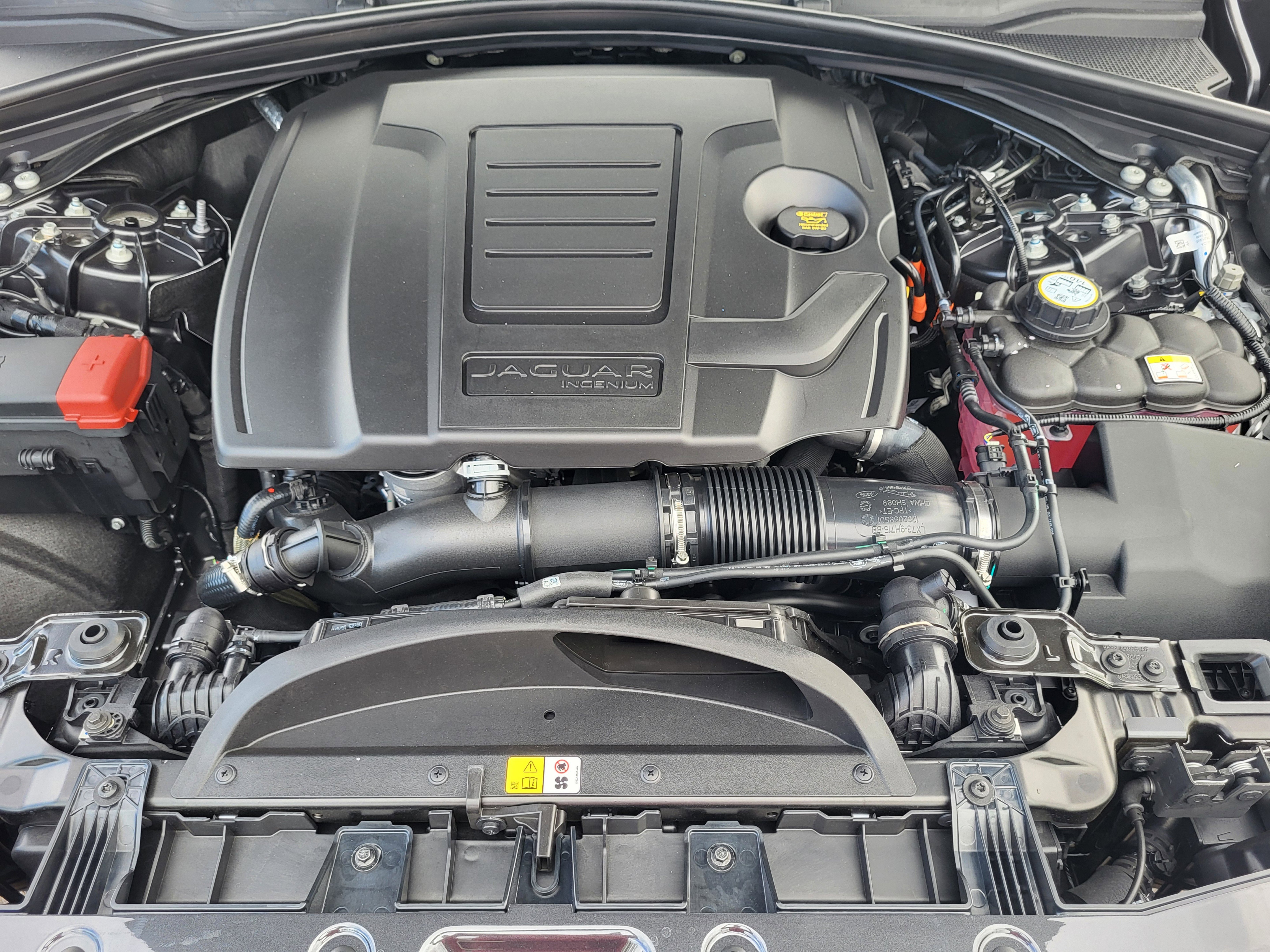 New 2026 Jaguar F-PACE R-Dynamic S image 21