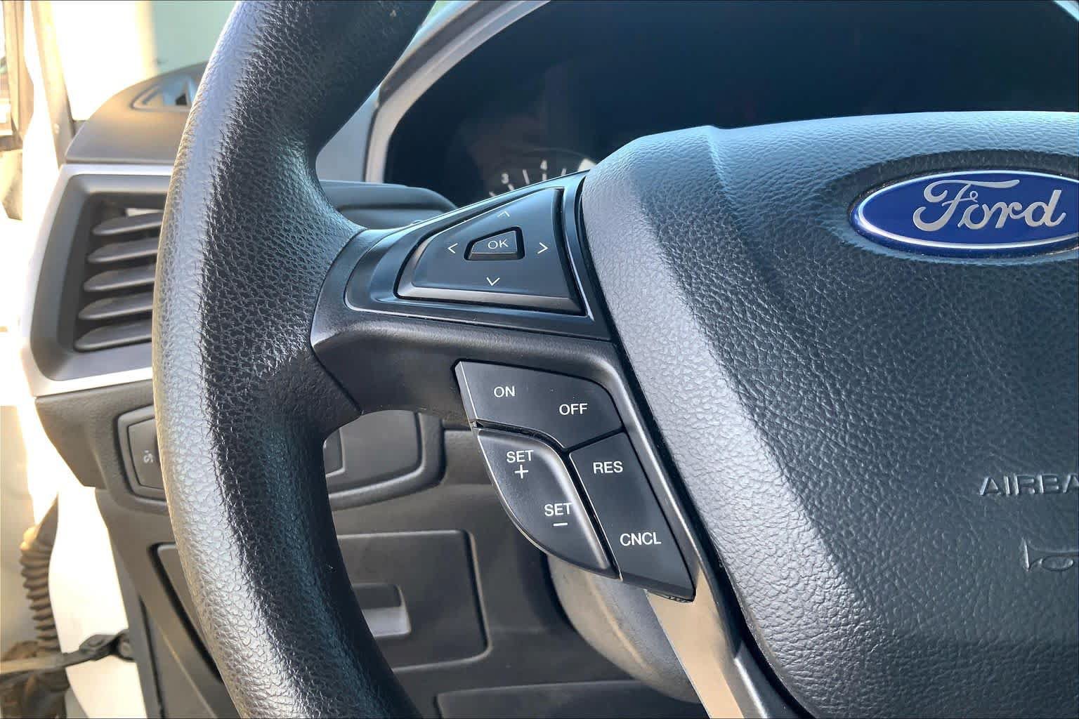 Used 2016 Ford Edge SE FWD image 24