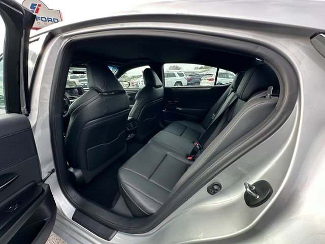 Used 2021 Lexus ES 350 F Sport w/ Accessory Package image 18