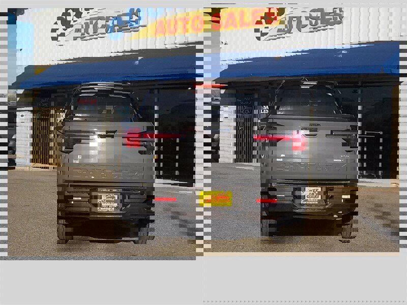 Used 2023 Hyundai Santa Cruz Limited image 9