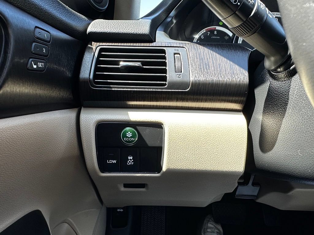 Used 2015 Honda Accord Touring image 30