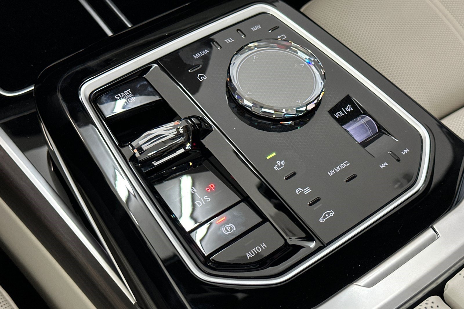 New 2026 BMW 760i xDrive w/ Executive Package AWD/4WD image 19