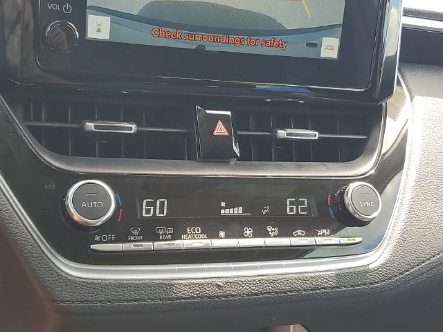 Used 2024 Toyota Corolla Cross XLE FWD image 20