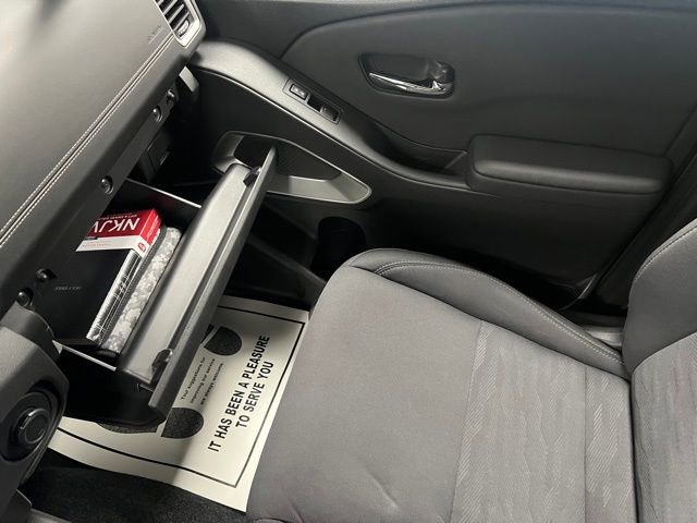 Used 2024 Nissan Frontier SV w/ Technology Package image 41