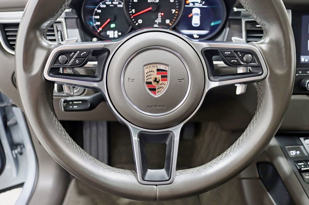 Used 2017 Porsche Macan GTS AWD/4WD image 15