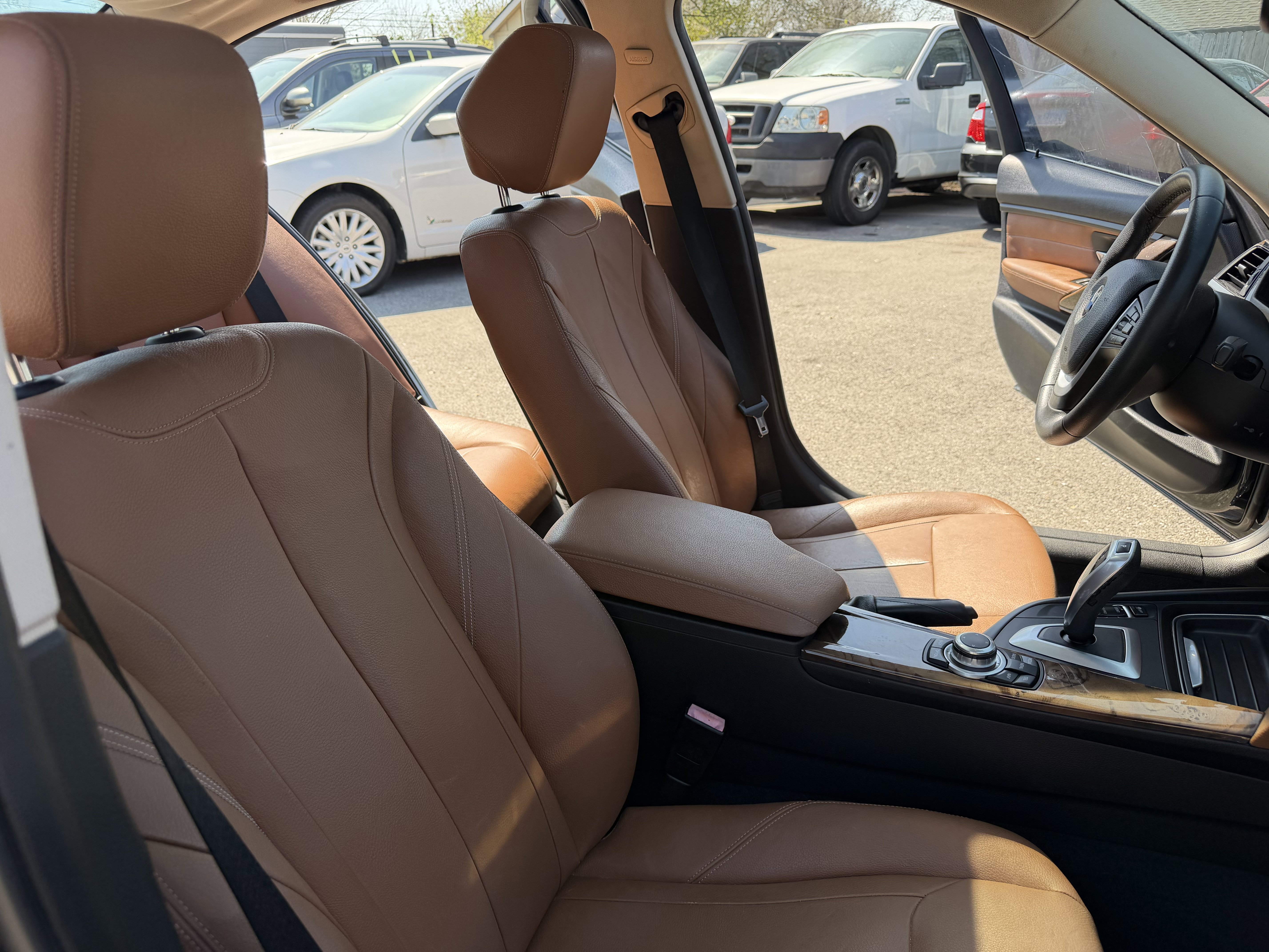Used 2013 BMW 328i 4dr Sdn 328i RWD South Africa image 37