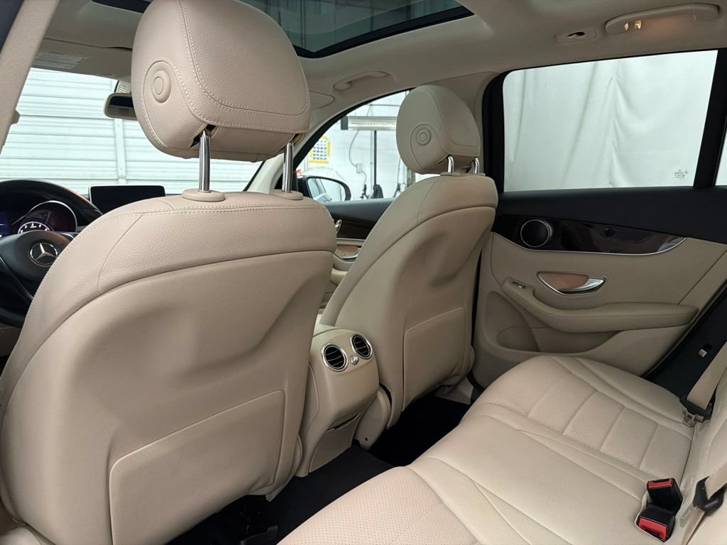 Used 2016 Mercedes-Benz GLC 300 image 17