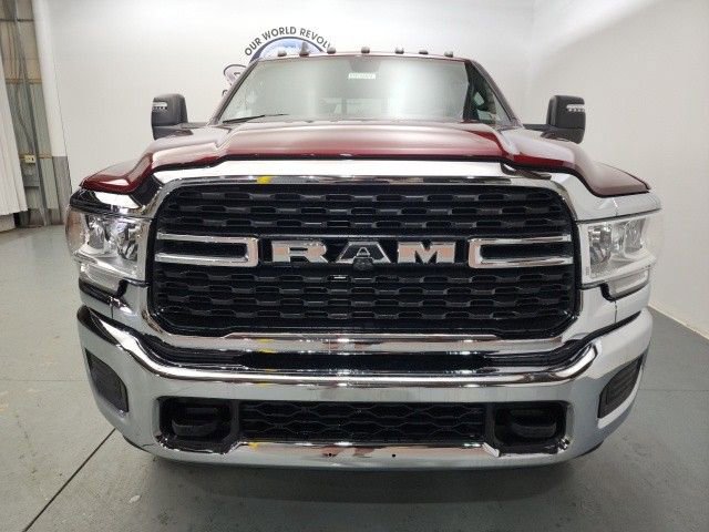 New 2024 RAM 3500 Tradesman w/ Towing Technology Group image 7