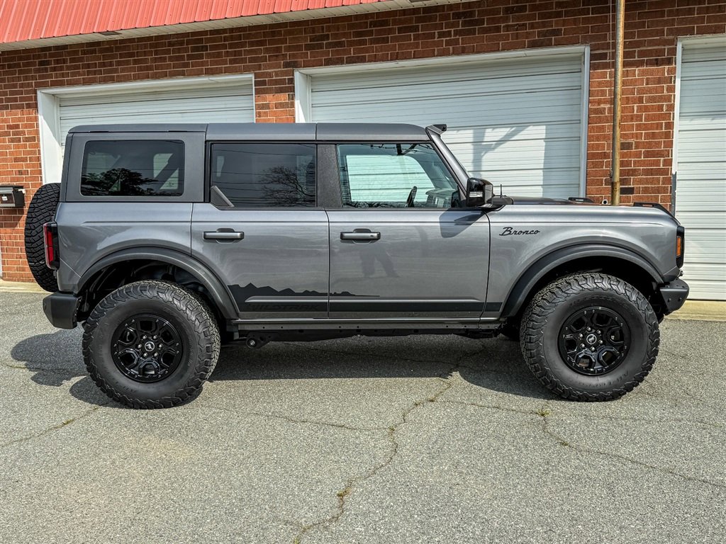 Used 2021 Ford Bronco Wildtrak image 30