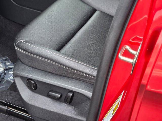 Used 2020 Volkswagen Atlas Cross Sport SE image 18