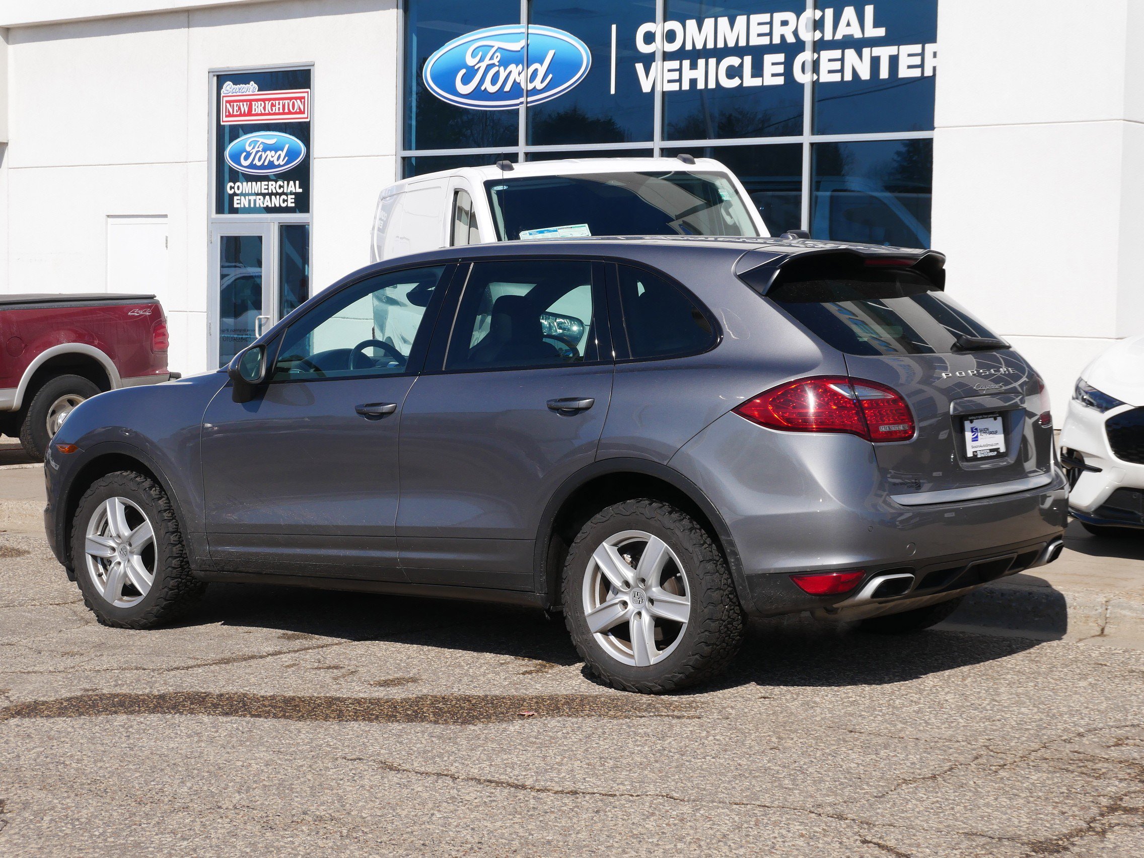 Used 2011 Porsche Cayenne S image 27