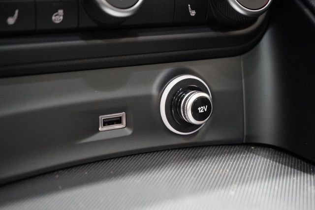 New 2025 Alfa Romeo Stelvio Sprint image 28