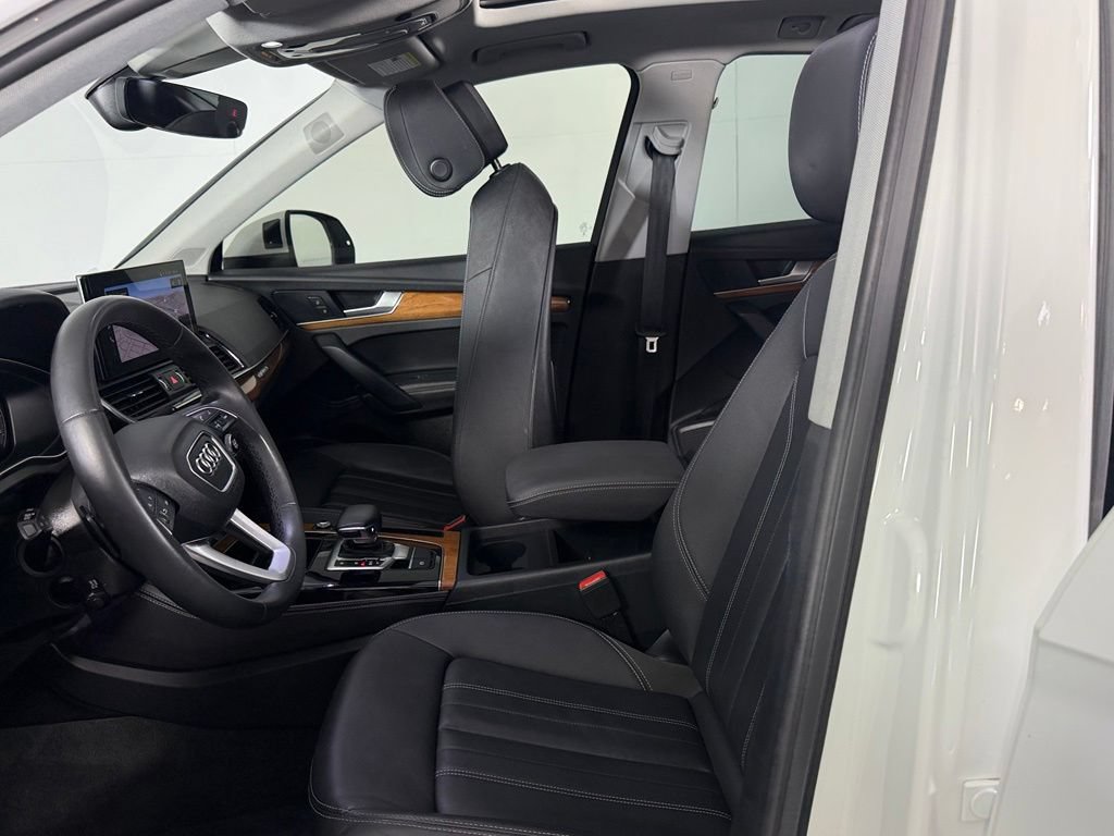 Used 2023 Audi Q5 2.0T Premium Plus w/ Premium Plus Package AWD/4WD image 22