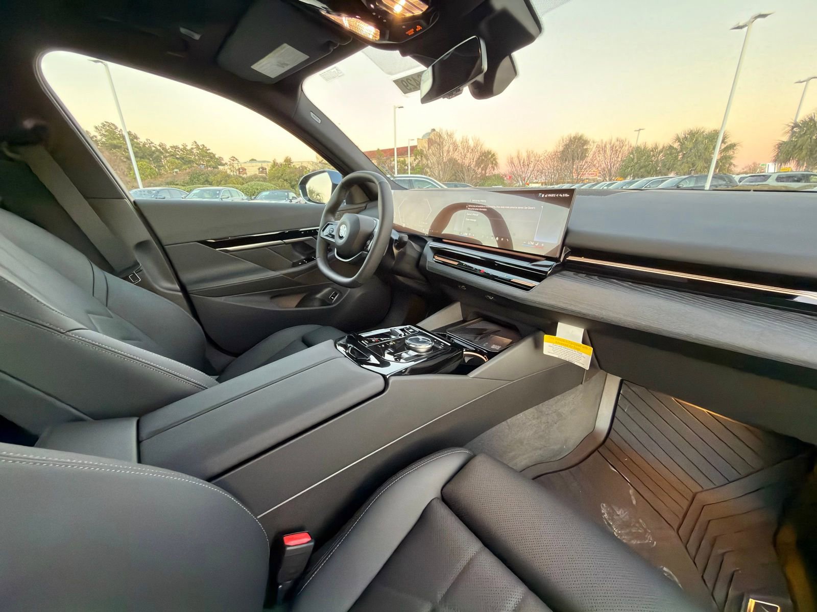 New 2026 BMW 530i w/ Premium Package image 19