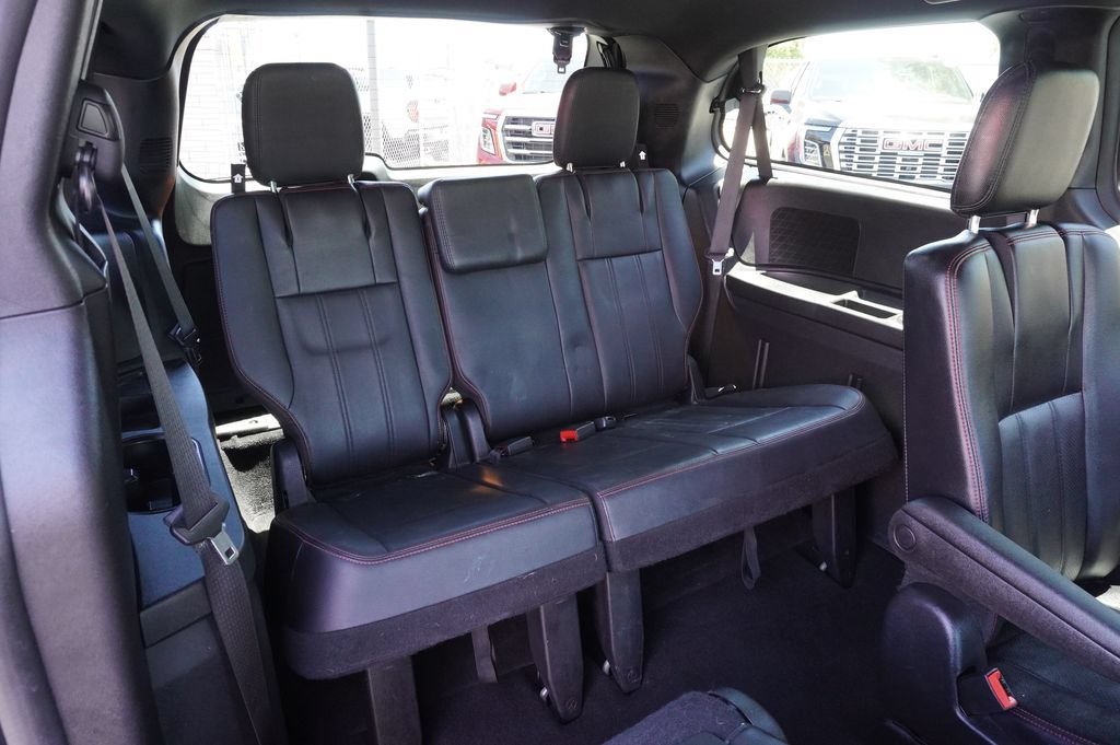 Used 2019 Dodge Grand Caravan GT w/ Safety Sphere Group FWD image 10