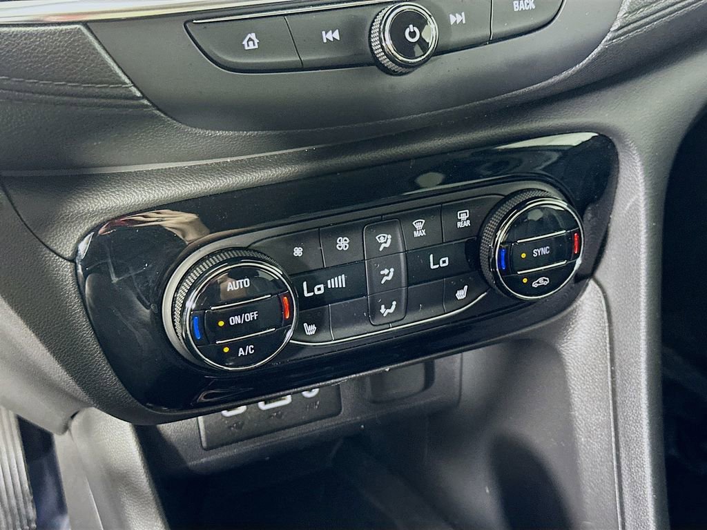 Used 2023 Buick Encore GX Select image 26