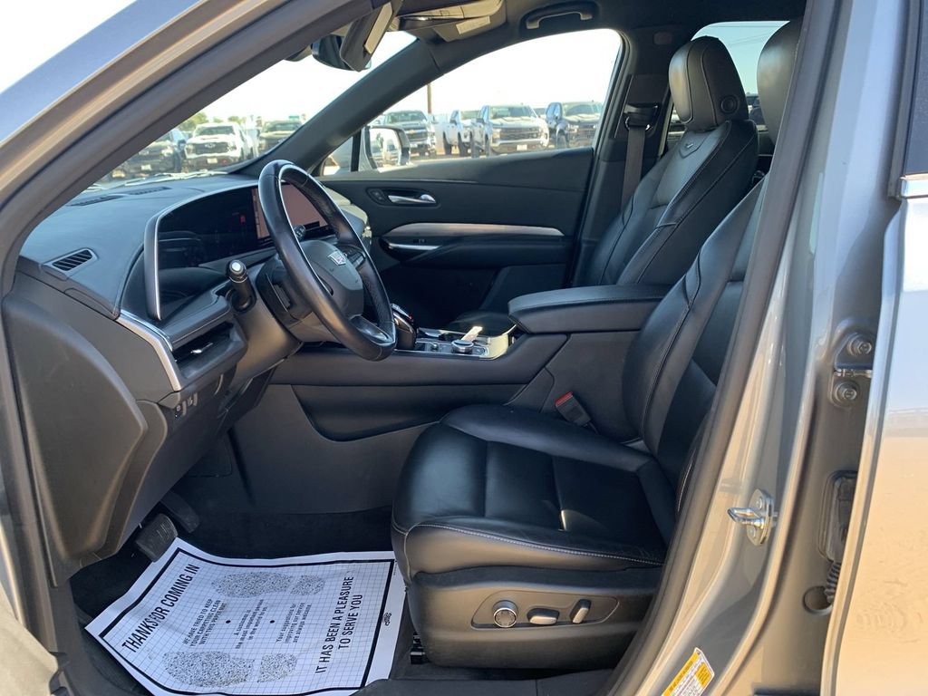Certified 2024 Cadillac XT4 Premium Luxury FWD image 17