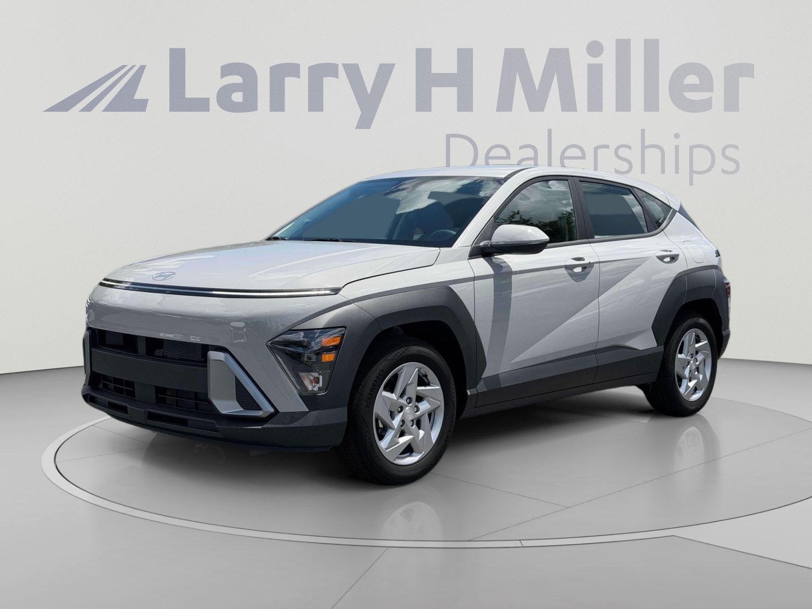New 2027 Hyundai Kona SE FWD image 2