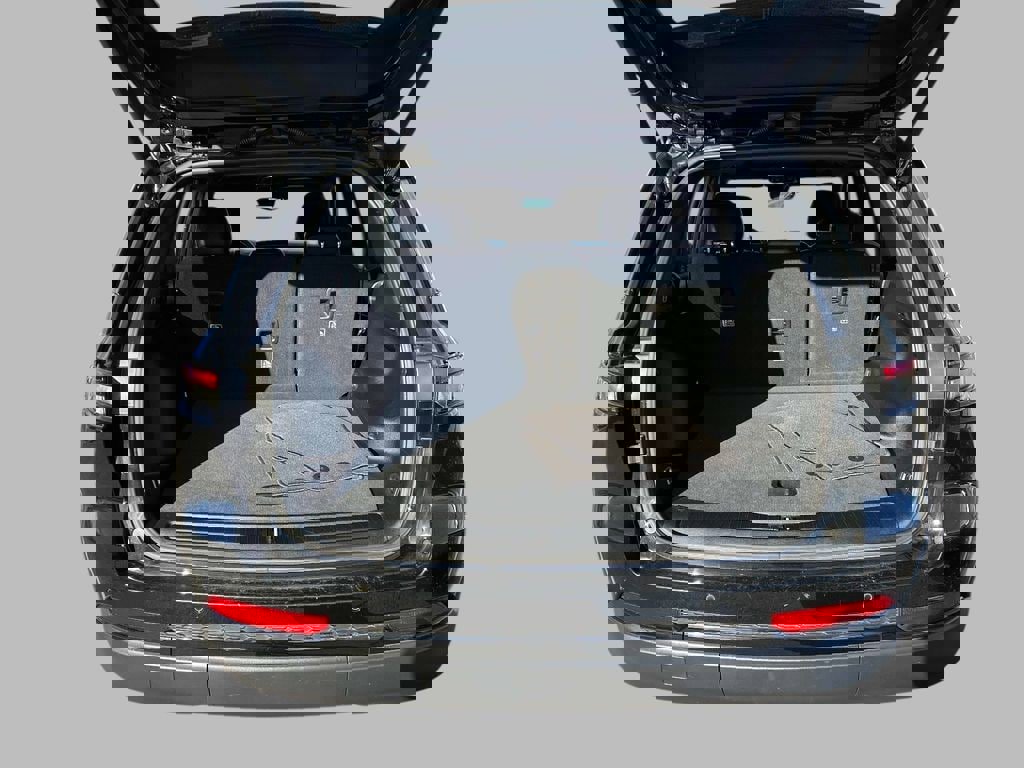 Used 2023 Jeep Grand Cherokee Altitude image 14