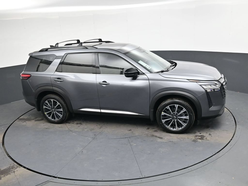 New 2026 Nissan Pathfinder Platinum FWD image 29