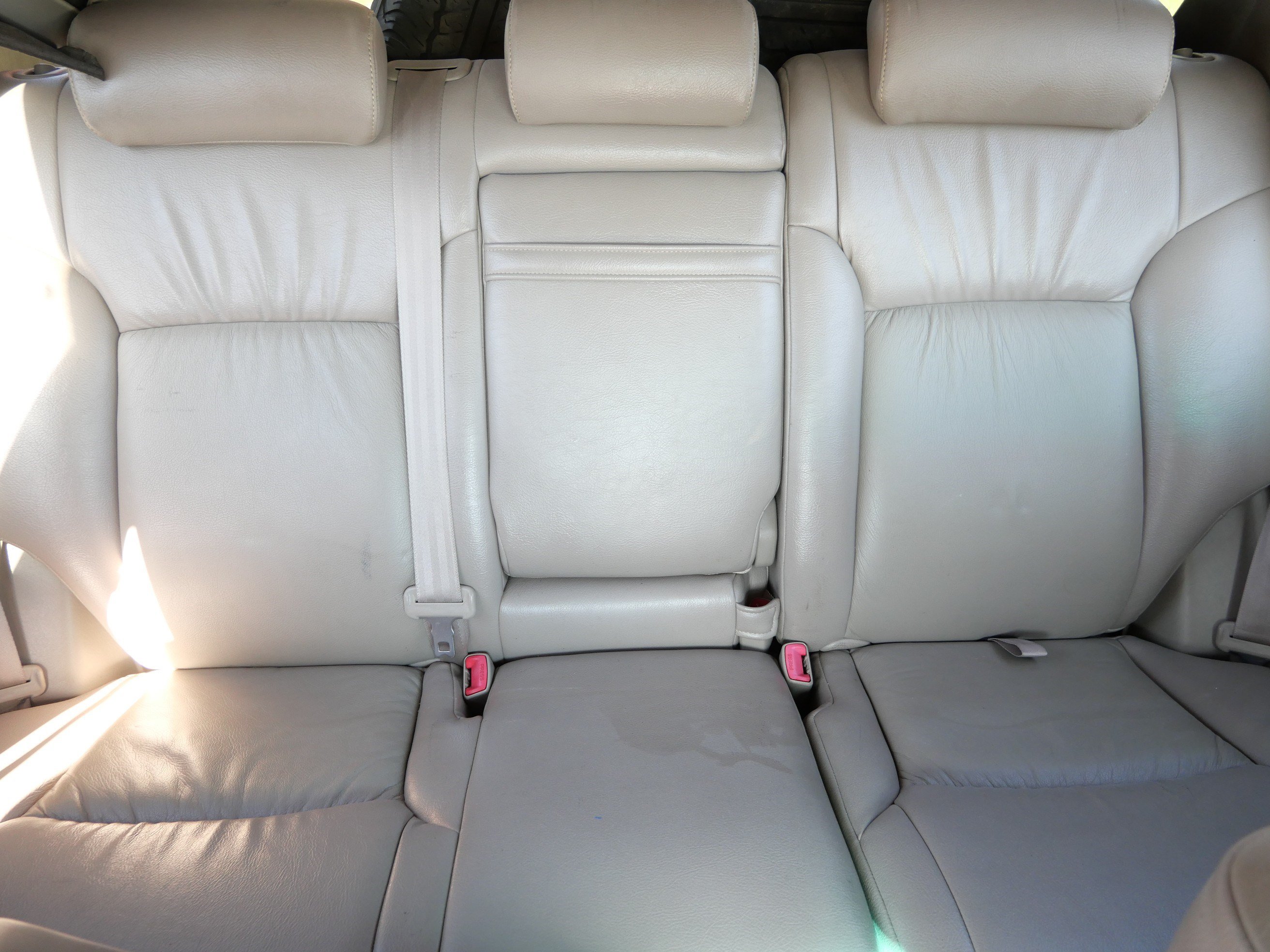 Used 2007 Toyota 4Runner SR5 AWD/4WD image 14