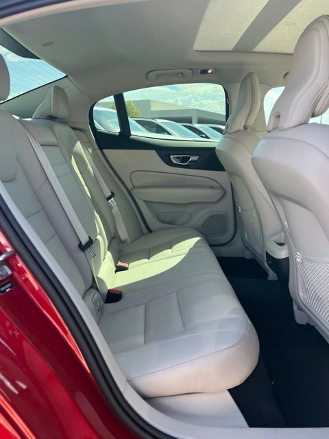 Used 2019 Volvo S60 T5 Momentum FWD image 33