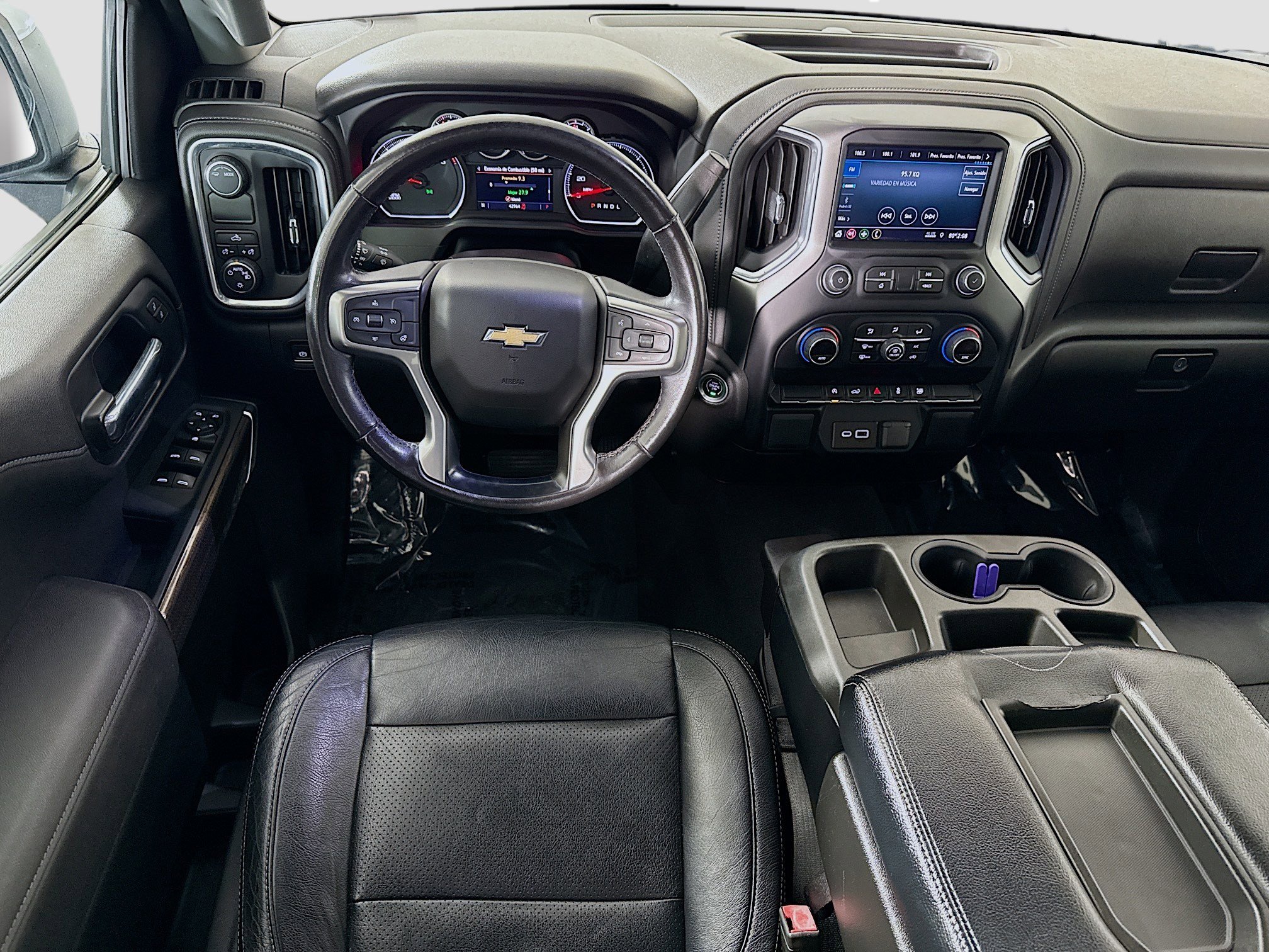 Used 2022 Chevrolet Silverado 1500 LT image 17