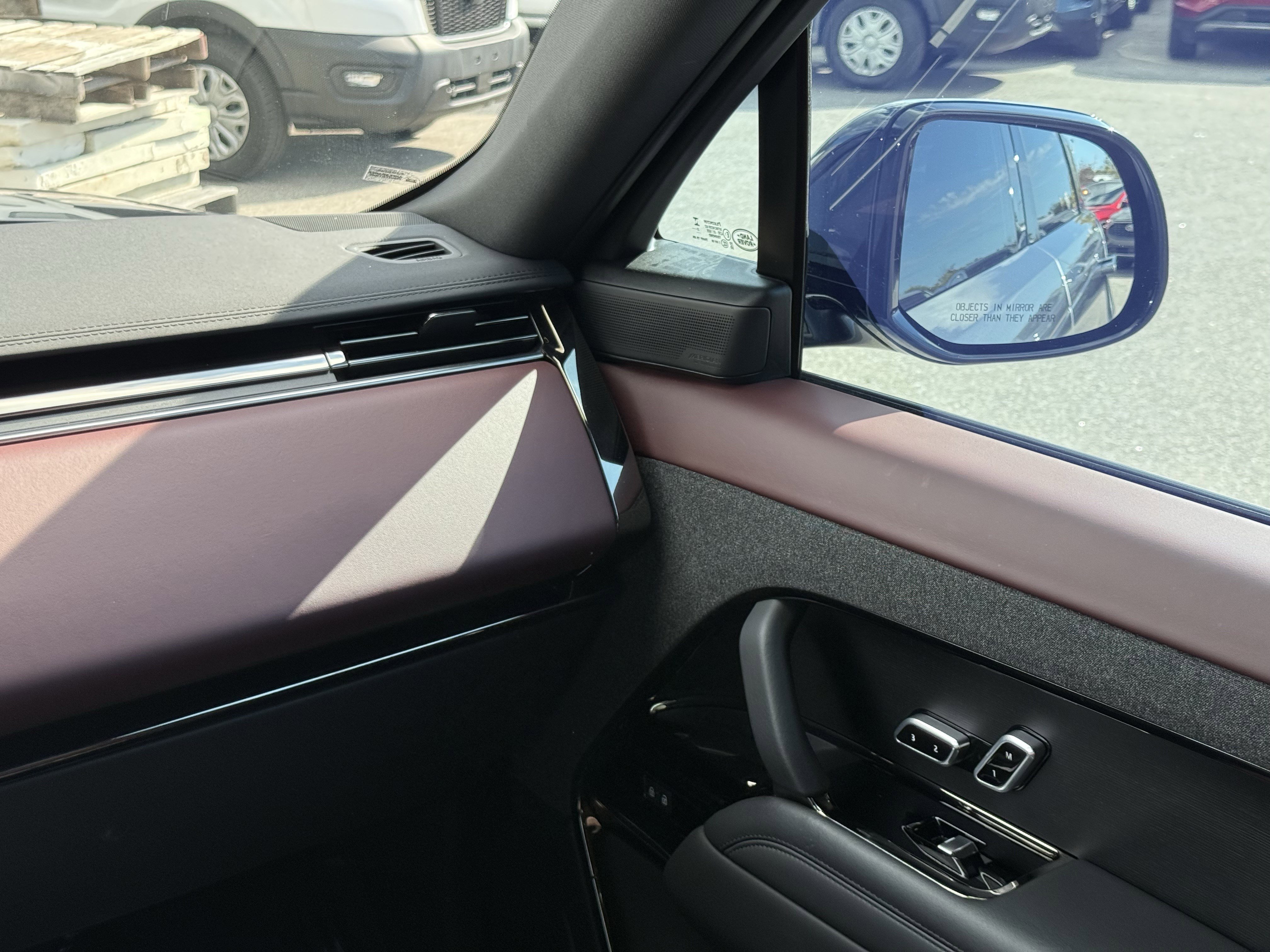 Used 2024 Land Rover Range Rover Sport Dynamic SE image 18