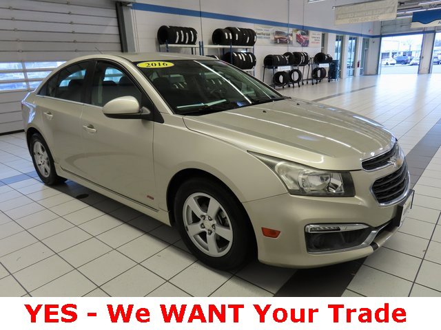 Used 2016 Chevrolet Cruze LT image 17