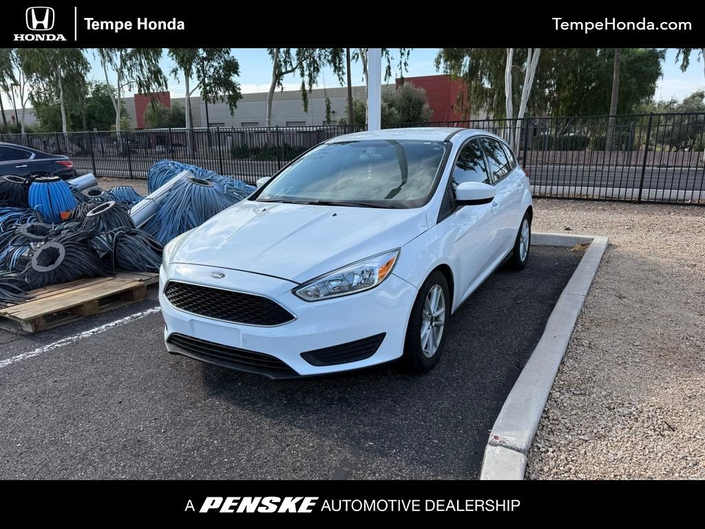 Used 2018 Ford Focus SE FWD image 1