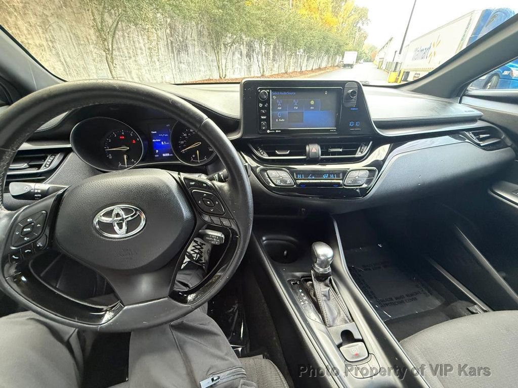 Used 2018 Toyota C-HR XLE image 17