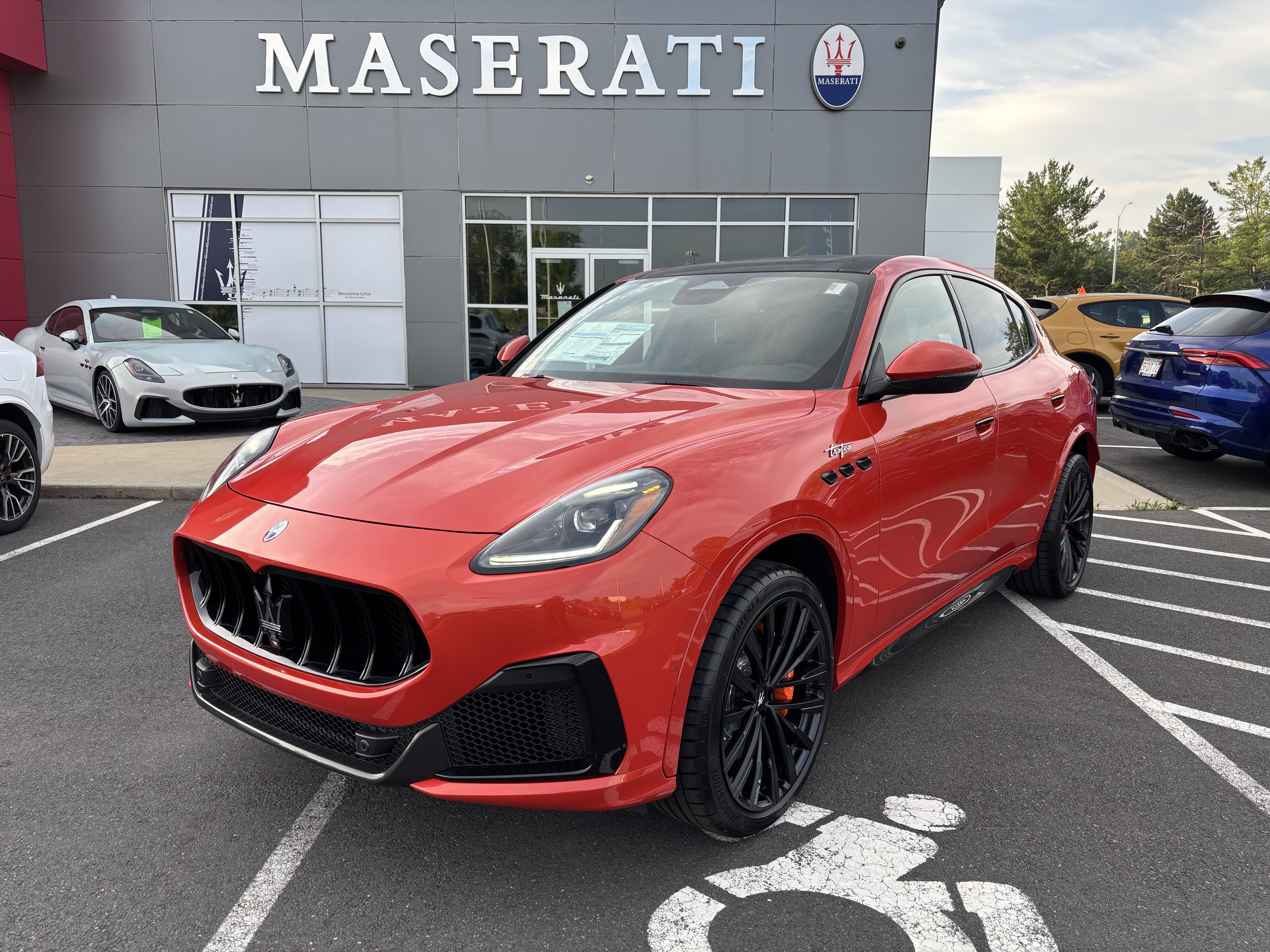 New 2026 Maserati Grecale Trofeo AWD/4WD image 1