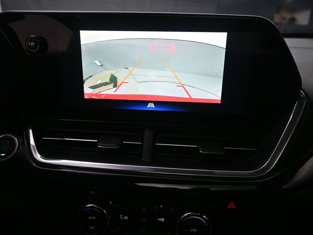 Used 2024 Chevrolet Trax ACTIV w/ Sunroof Package image 12