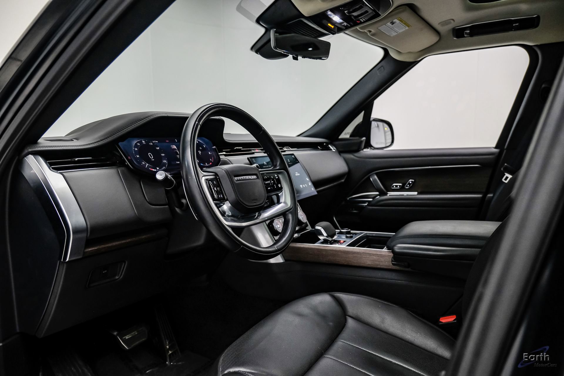 Used 2023 Land Rover Range Rover SE image 34