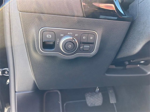 Used 2024 Mercedes-Benz GLA 250 4MATIC image 24