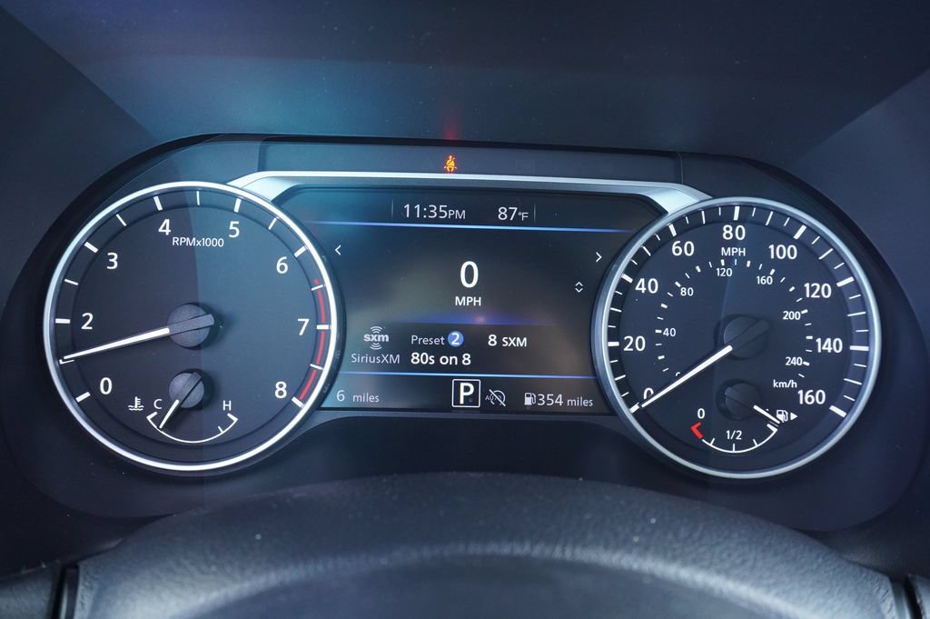 Certified 2025 Nissan Sentra SR FWD image 20