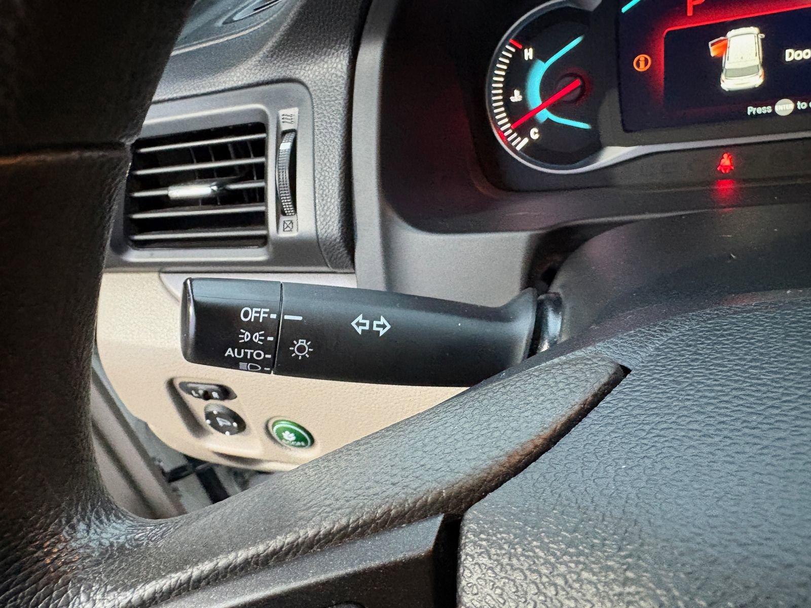 Used 2019 Honda Pilot LX image 37