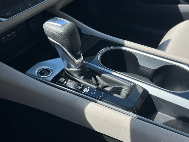 Used 2024 Nissan Altima 2.5 SV FWD image 30