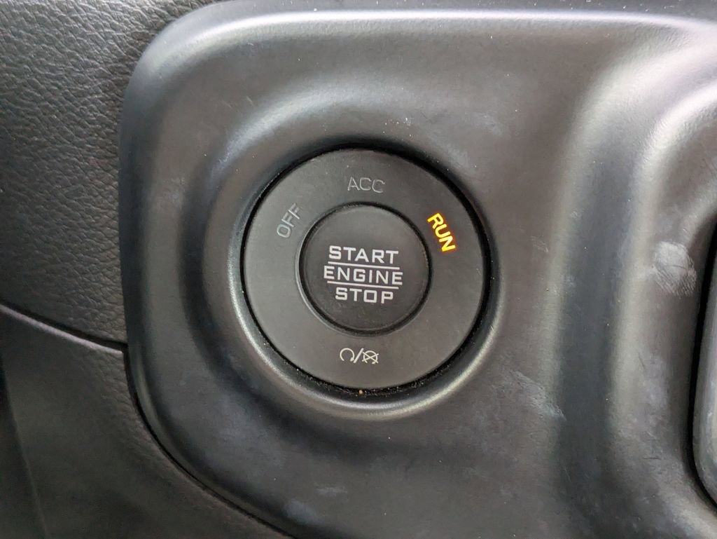 Used 2022 Jeep Wrangler Unlimited Sahara w/ Cold Weather Group image 29