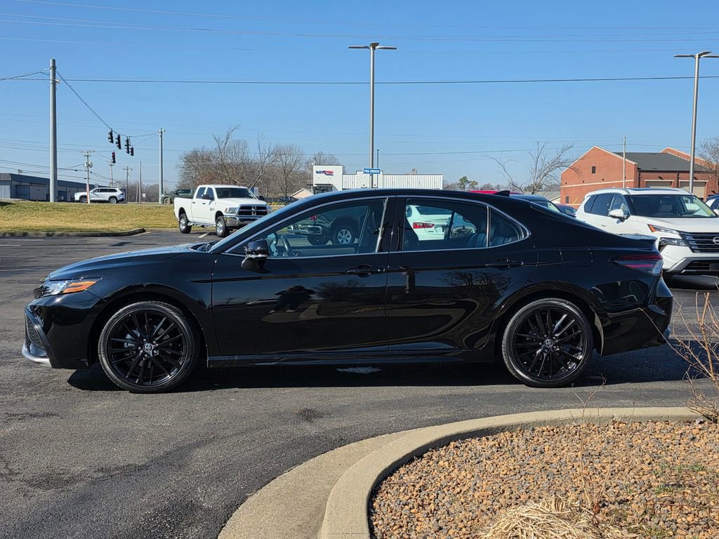 Used 2024 Toyota Camry XSE image 8