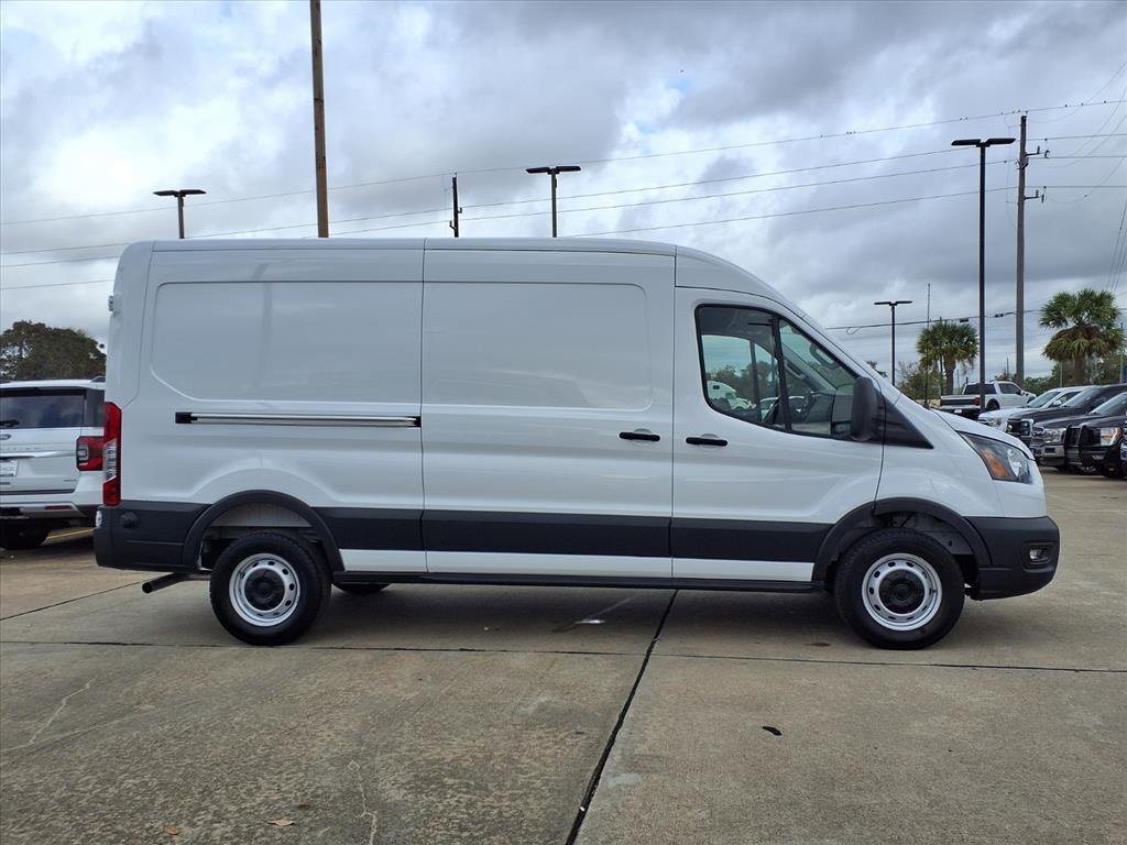 Used 2025 Ford Transit 250 148 Medium Roof image 29