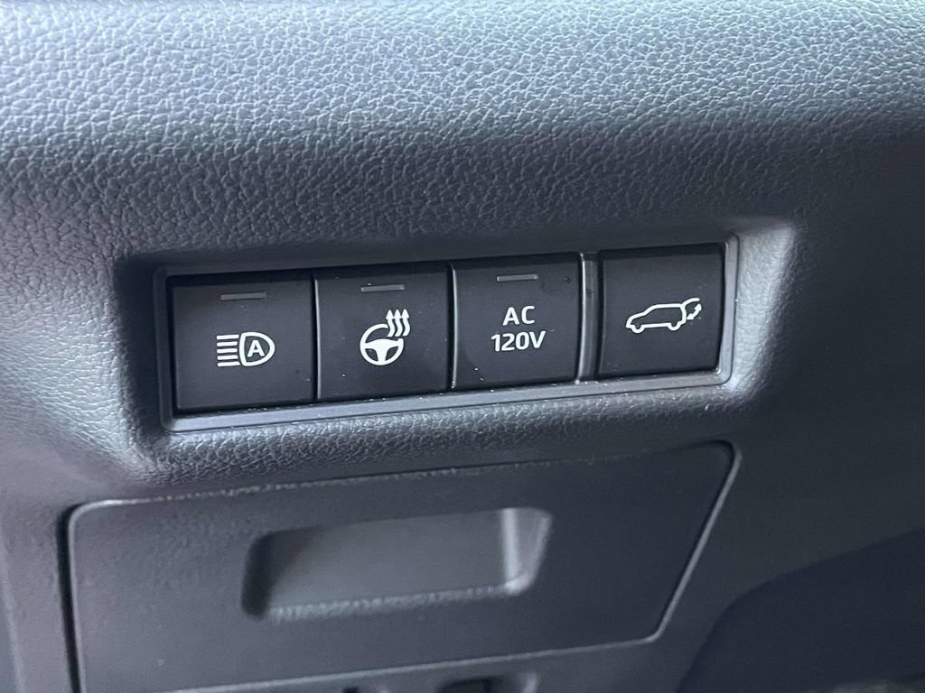 Used 2025 Toyota Grand Highlander AWD Hybrid image 10