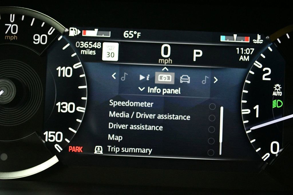 Used 2023 Land Rover Defender 110 X-Dynamic SE image 44