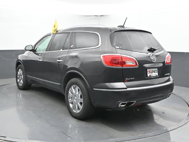 Used 2017 Buick Enclave Leather AWD/4WD image 10